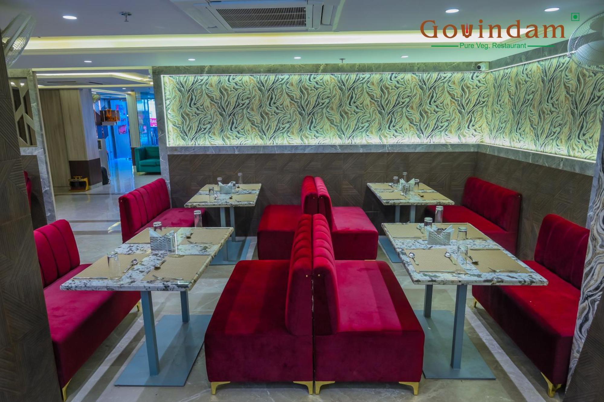 Hotel Golden Petals พาราณสี ภายนอก รูปภาพ